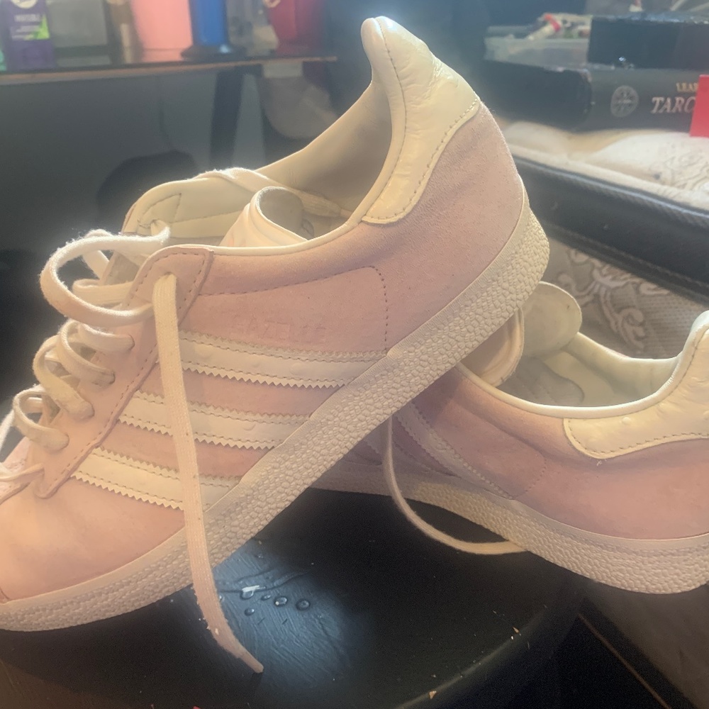 Size 7.5 pink Adidas Gazelles